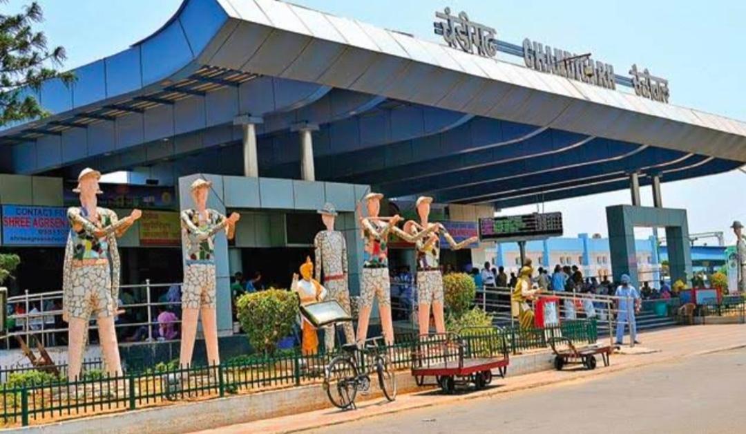 Hotel Kb Square Near Chandigarh Railway Station Kültér fotó